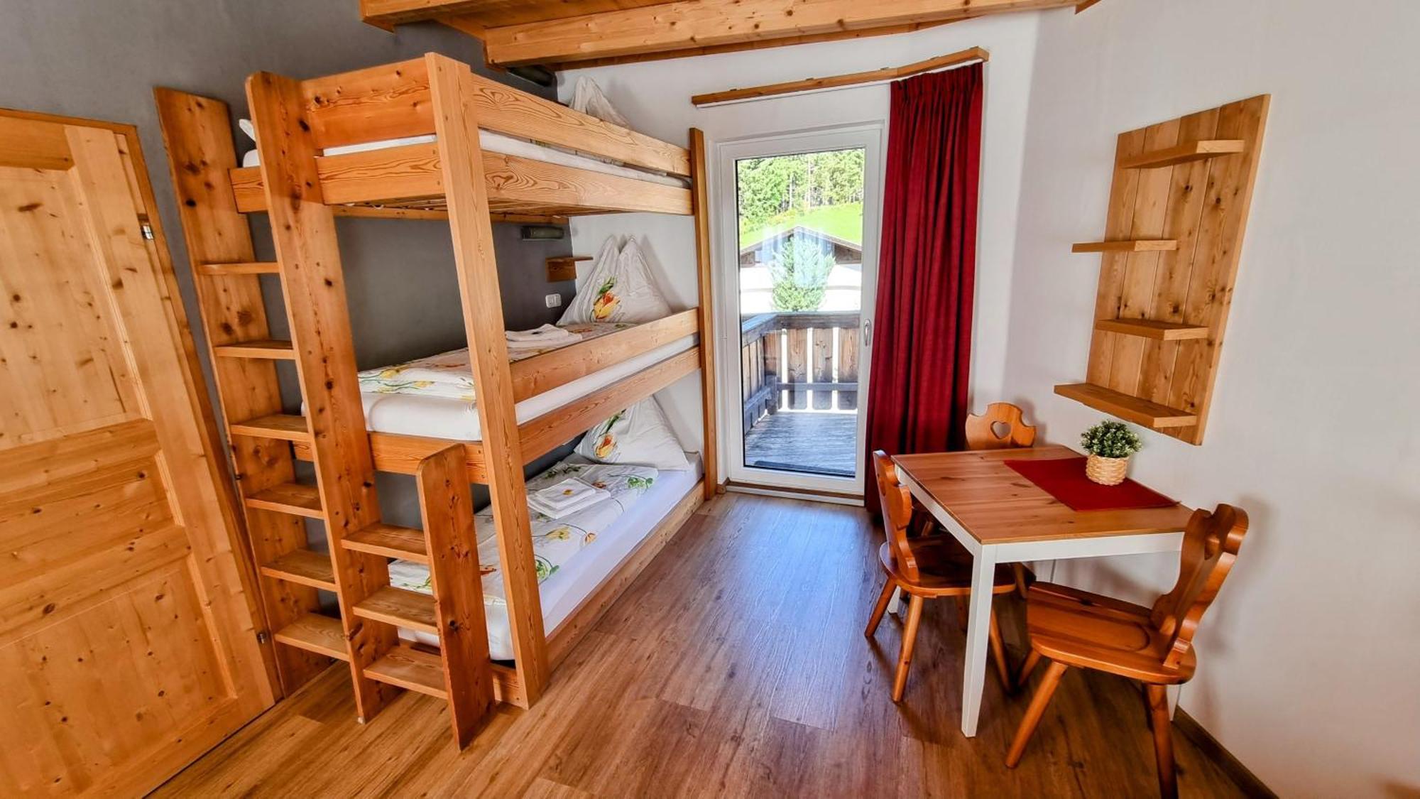 Gaestehaus Landhaus Tyrol Грис-им-Зельрайн Экстерьер фото