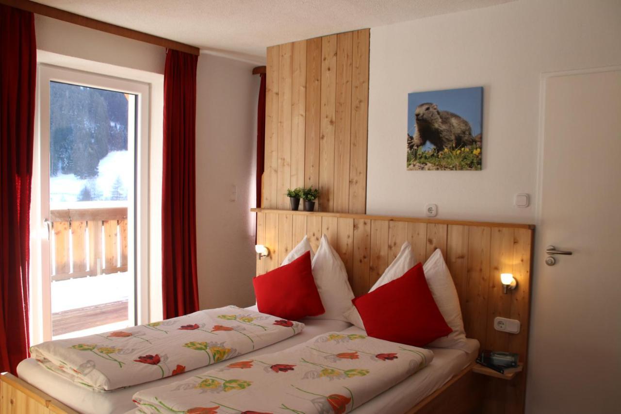 Gaestehaus Landhaus Tyrol Грис-им-Зельрайн Экстерьер фото